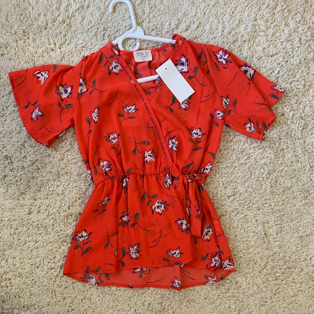 Colorful floral red/orange blouse